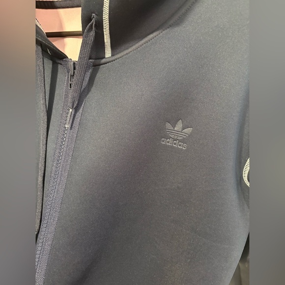 Woman’s Adidas Originals Zip Hoodie 32 - Picture 4 of 10